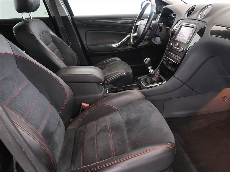 Ford Mondeo (2014) 2.2 TDCi, nová STK - fotka 9 z 15