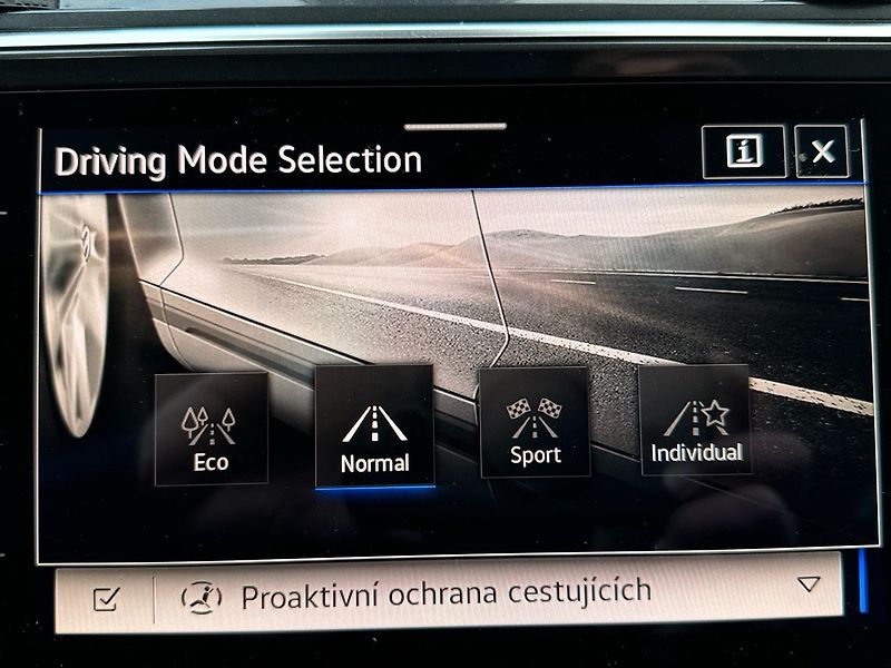 Volkswagen Tiguan Allspace Elegance 2.0 TDI 110 - fotka 24 z 25
