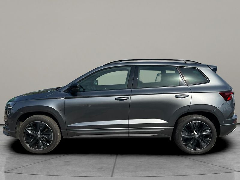 Škoda Karoq Sportline Exclusive 2,0 TDI 11 - fotka 3 z 30