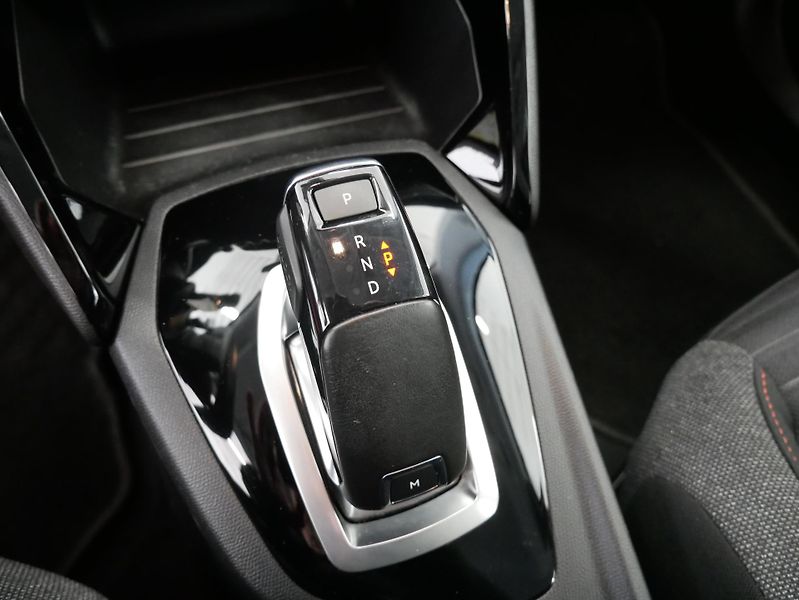 Peugeot 2008 - fotka 22 z 25