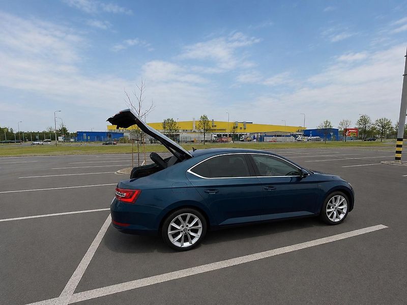 Škoda Superb (2019) 2.0 TDI 110 kW - Style DSG - fotka 6 z 12