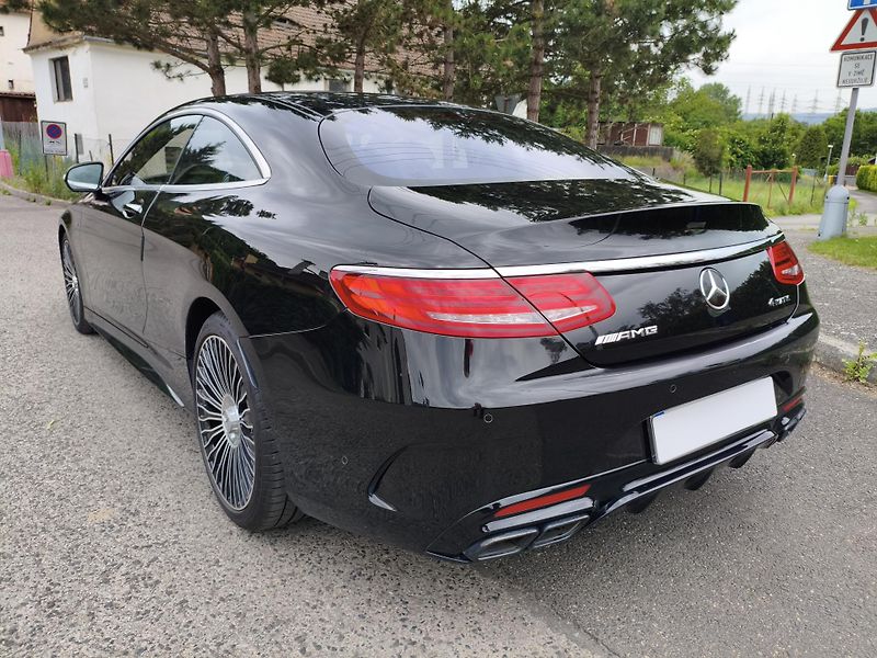 Mercedes-Benz Třídy S (2016) 400 4-Matic kupé - fotka 7 z 33