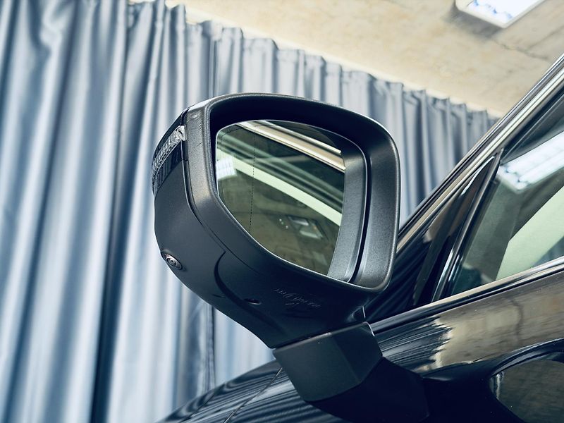 Volkswagen Passat (2025) 1.5Tsi*TAŽ*MASAŽE*360°KAMERY* - fotka 10 z 37