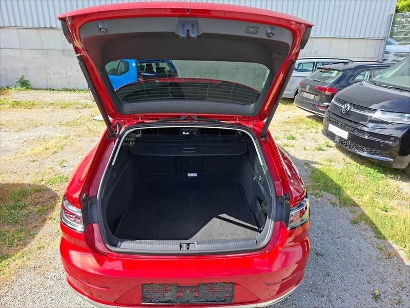 Volkswagen Arteon Shooting Brake 2,0 TDI TAŽNÉ PANO EL.SEDADLA - fotka 6 z 12