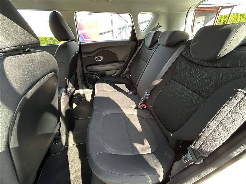 Kia Soul 1,6 GDi Automat 44t km  Tažné - fotka 33 z 44
