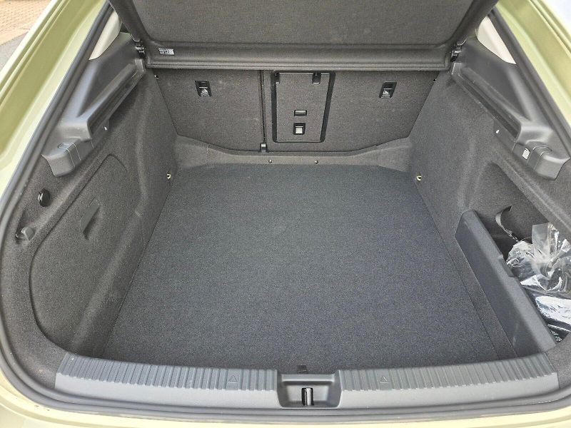 Škoda Superb (2025) Selection 2.0 TDI 110kW DSG - fotka 29 z 31