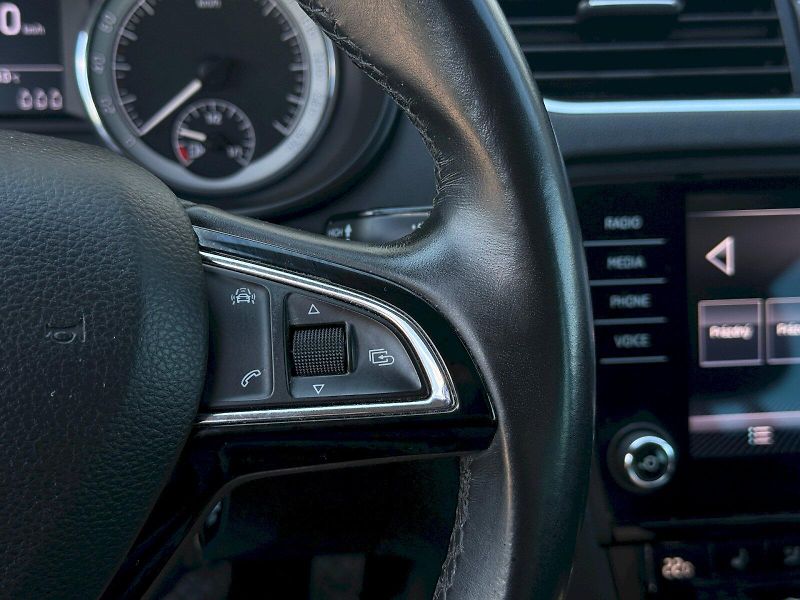 Škoda Octavia (2018) Combi 2.0 TDI 110 kW 4x4 Style - fotka 11 z 23