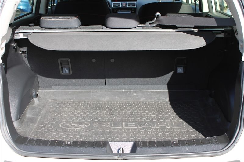 Subaru XV 2,0 i  ČR,1.MAJITEL,4x4 - fotka 20 z 25