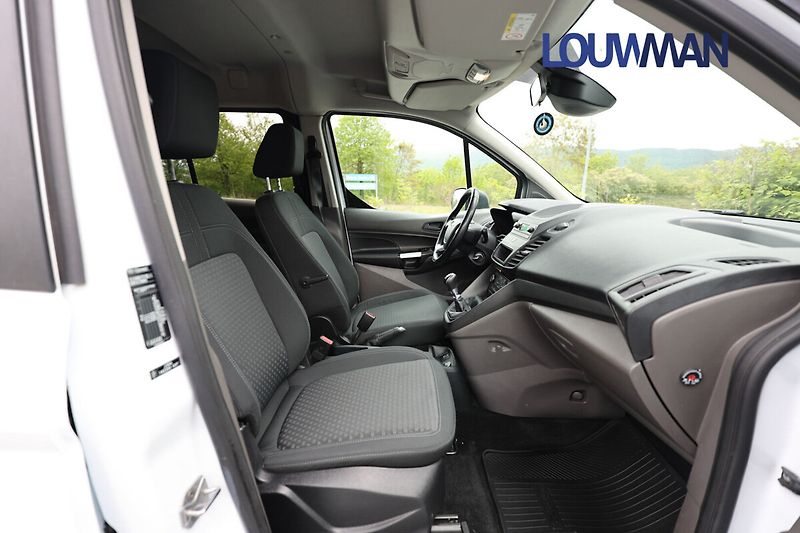 Ford Tourneo Connect Titanium 1.5 EcoBlue - fotka 13 z 21