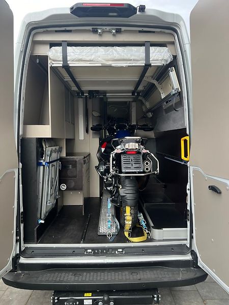 Iveco 50C18HA8V/P 3,0D RVEvolution  - fotka 21 z 33