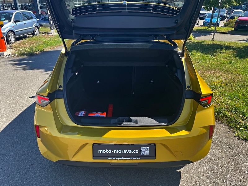 Opel Astra (2026) MHEV HB 1.2T 145K Edition AT6 - fotka 3 z 23