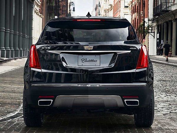 Cadillac XT5.