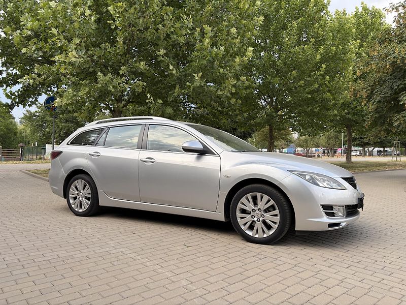 Mazda 6 2.0 Exclusive - fotka 13 z 30