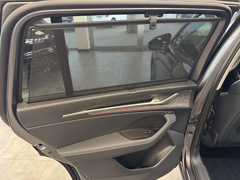 Škoda Kodiaq (2025) 1,5TSi DSG MHEW CANTON TAŽNÉ - fotka 19 z 47