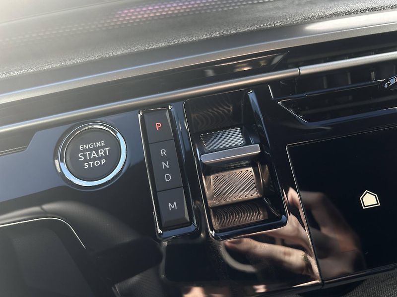Peugeot 5008 (2026) GT e-DCS6 Hybrid - fotka 10 z 10