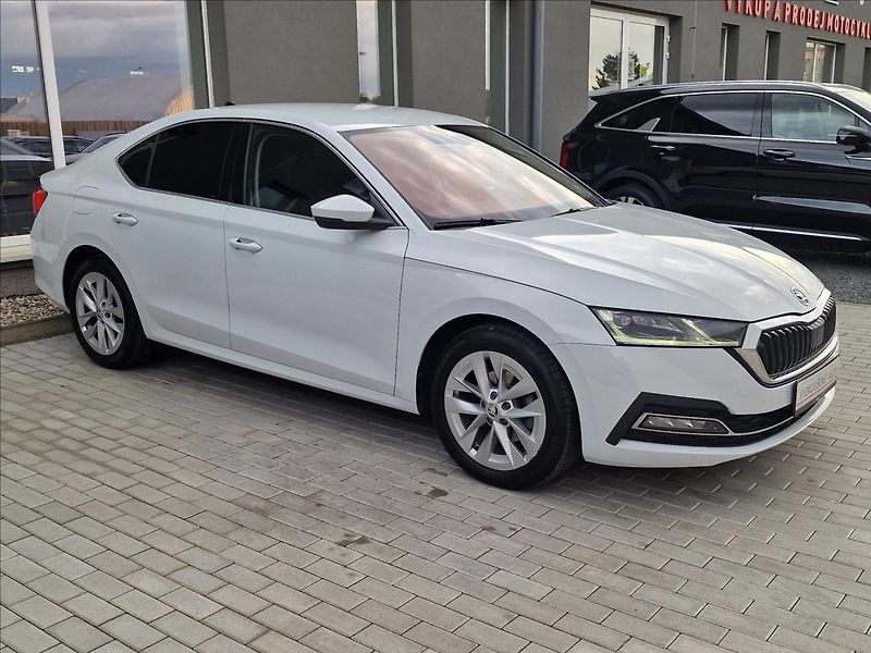 Škoda Octavia 2.0TDI Style, původ ČR,1.Maj. - fotka 2 z 50