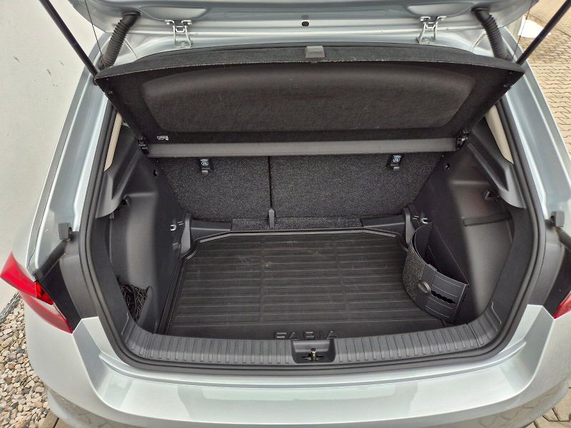 Škoda Fabia (2025) Selection 1.0 TSI 70 kW 5°manu - fotka 26 z 27