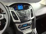Ford Focus (2011) 1.6 TDCi, po STK, slušný stav - náhled 12