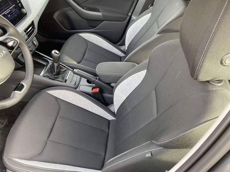 Škoda Scala (2025) 1.0 TSI Selection - fotka 6 z 31