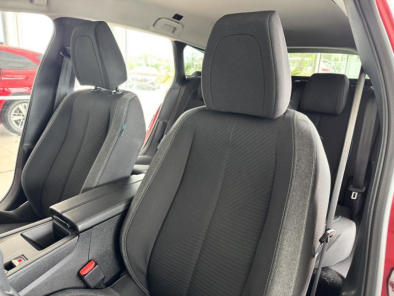 Peugeot 308 1,2PT 130*AT8*STYLE*Distronic - fotka 15 z 33