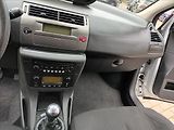 Citroën C4 1,4 i,65kw,ČR,1MAJ,KLIMA, - náhled 13