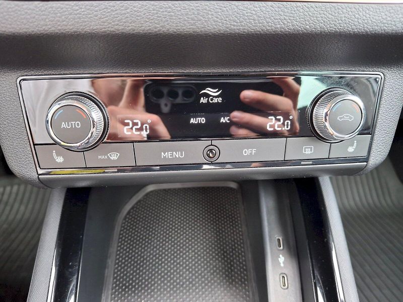 Škoda Kamiq (2022) Style 1,5TSi 110kW - fotka 27 z 35