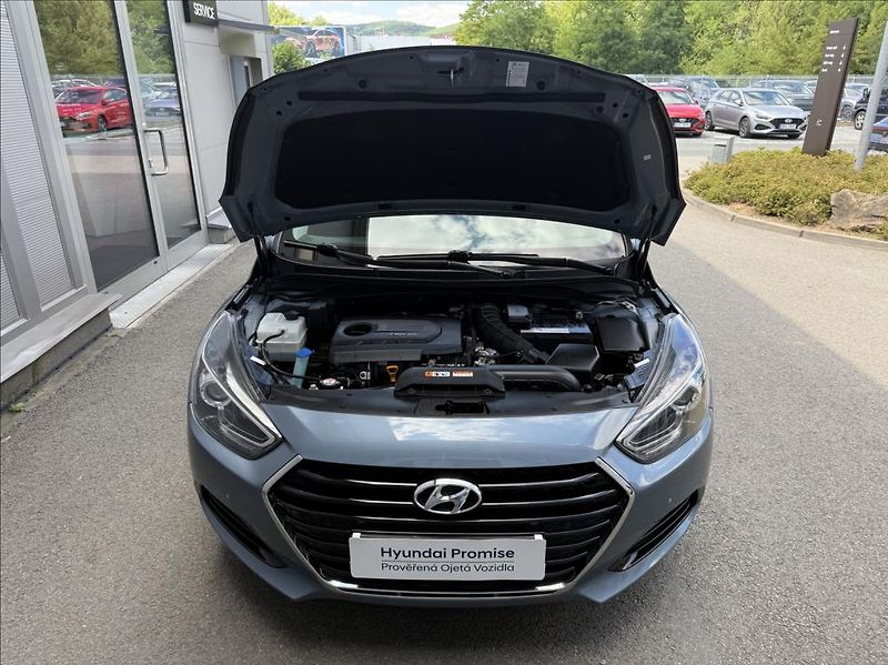 Hyundai i40 1,7 CRDi  WG Success Navi - fotka 20 z 27