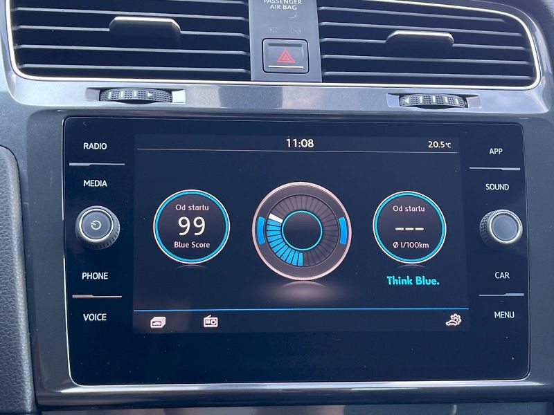 Volkswagen Golf (2018) 1.4 TSI 92 kW Maraton Edition - fotka 19 z 35