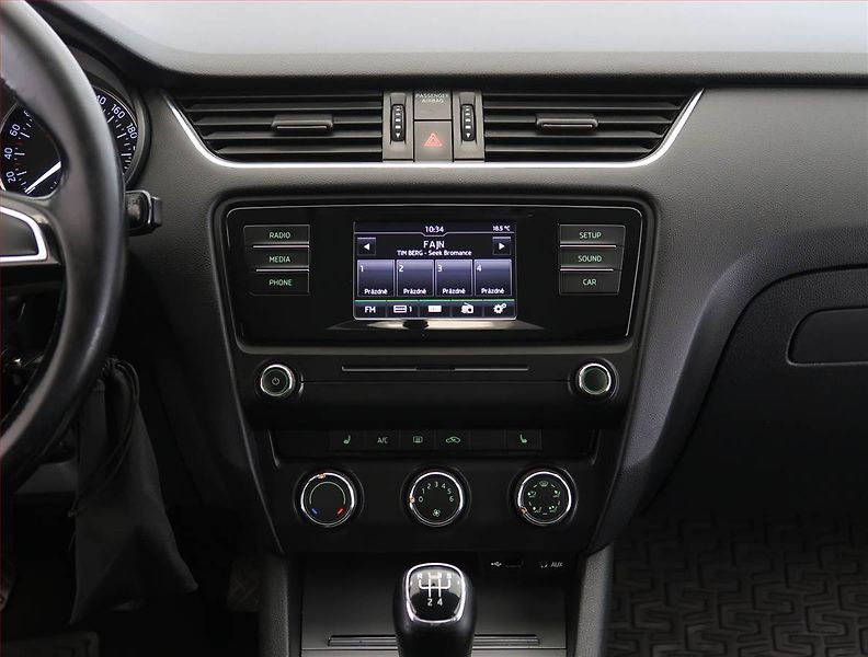 Škoda Octavia (2017) Ambition Plus 1.6 TDI - fotka 12 z 17