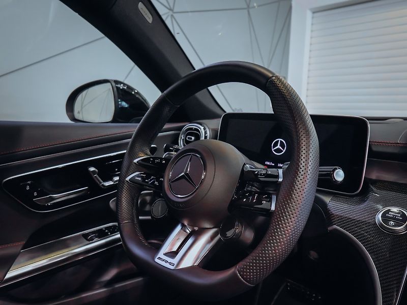 Mercedes-Benz CL 53 AMG 4MATIC+ - fotka 22 z 30