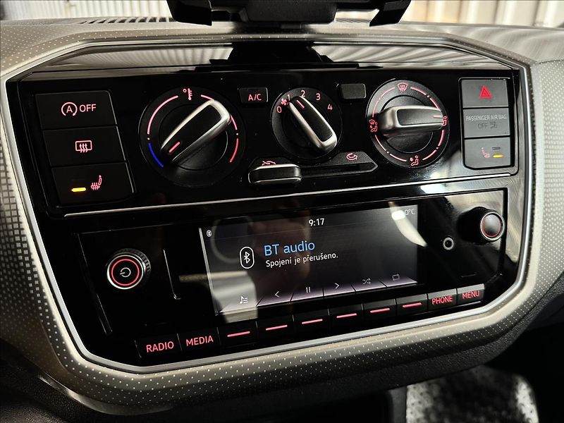 Volkswagen up! 1.0CNG HIGHLINE 2XALU 52KM! - fotka 21 z 37