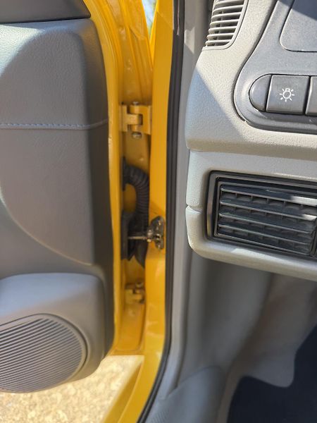 Škoda Felicia (2000) FUN 1,6MPI KOMPLETNÍ RENOVACE - fotka 73 z 83