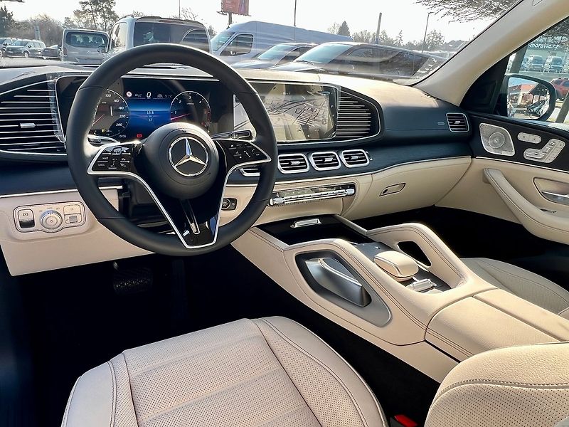 Mercedes-Benz GLE (2025) 450 d 4MATIC Edition 140 Years - fotka 11 z 32