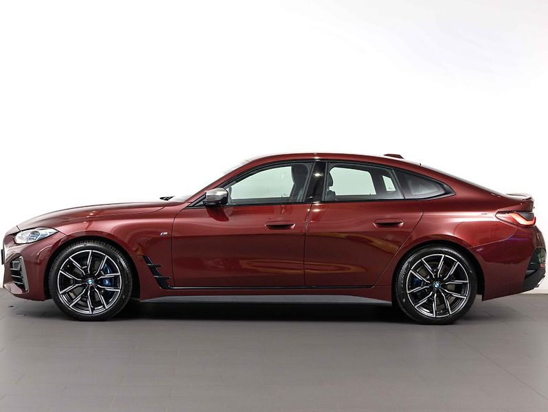 BMW Řada 4 M440i xDrive Gran Coupé - fotka 2 z 22
