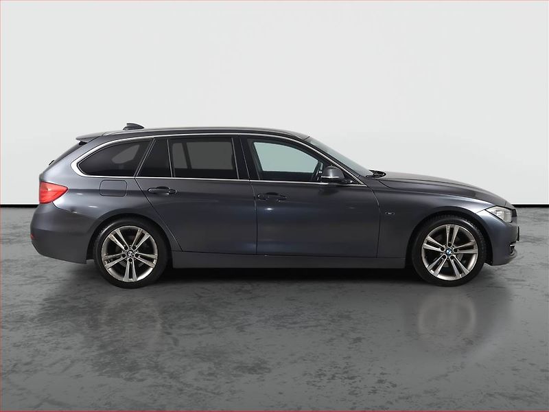 BMW Řada 3 (2013) 320 d, Automat, Serv.kniha - fotka 6 z 19