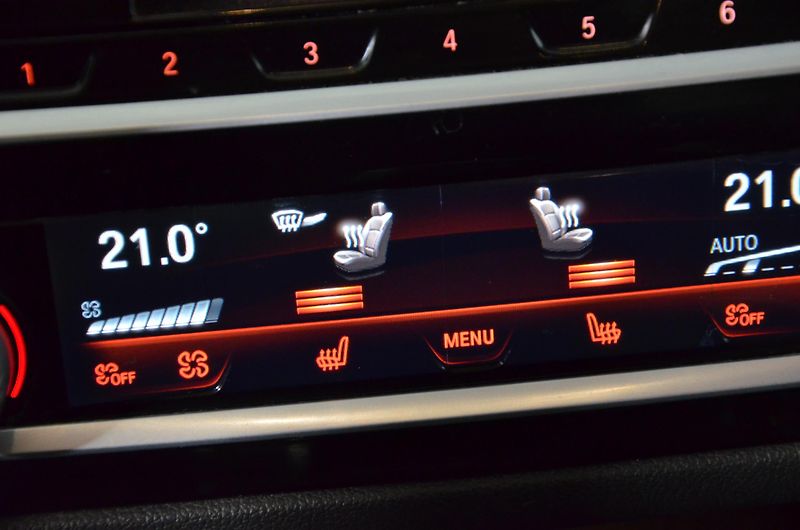 BMW Řada 6 (2018) 640d GT XDRIVE Luxury - fotka 18 z 28