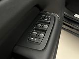 Volvo XC60 B5 AWD DARK PLUS AUT - náhled 44
