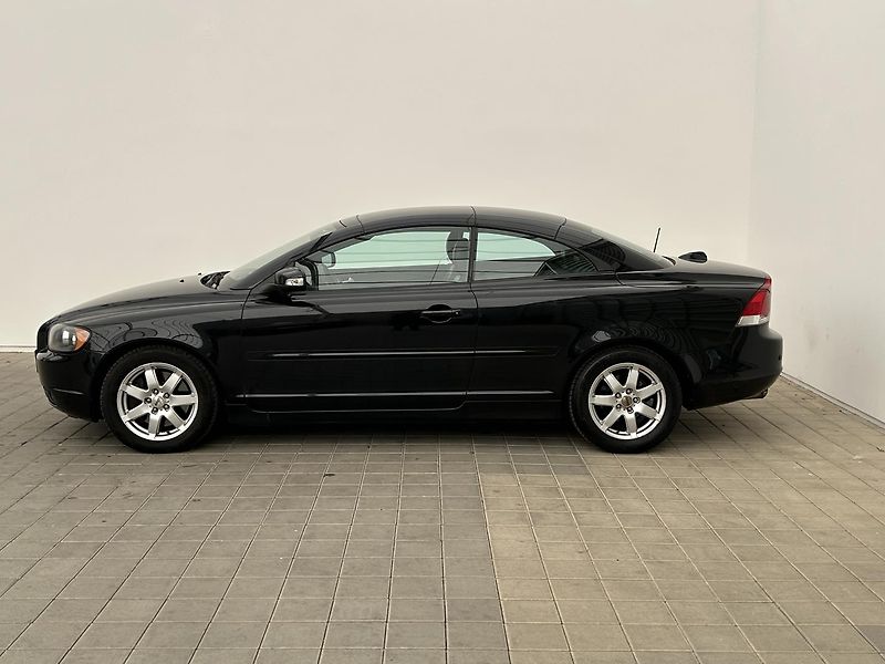 Volvo C70 2.4  D5 Sumum - fotka 4 z 30