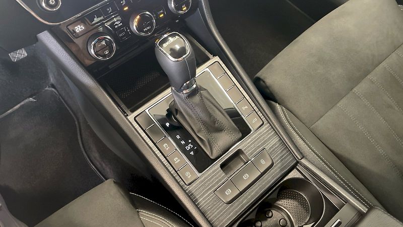 Škoda Superb (2024) Style 2.0TSI 140kW  DSG - fotka 23 z 33