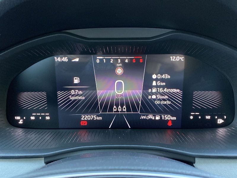 Škoda Scala (2024) 1.5 TSI Top Selection - fotka 6 z 34