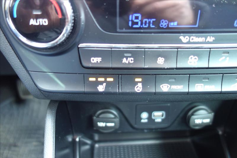 Hyundai Tucson 1,7 CRDi 85KW, ČR, NAVIGACE. - fotka 26 z 38