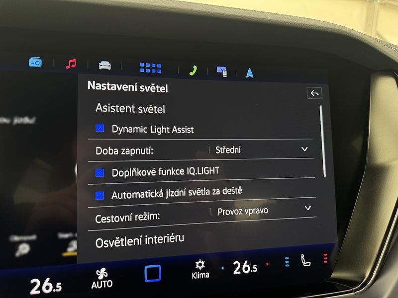 Volkswagen Touareg 3.0d*DPH*R-LINE*Final Edition* - fotka 45 z 50