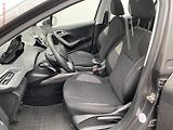 Peugeot 2008 (2018) 1.2PT, ČR, Allure, AC, tažné - náhled 9