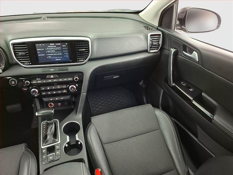 Kia Sportage (2019) 1.6 CRDi, Automat, Serv.kniha - fotka 8 z 20