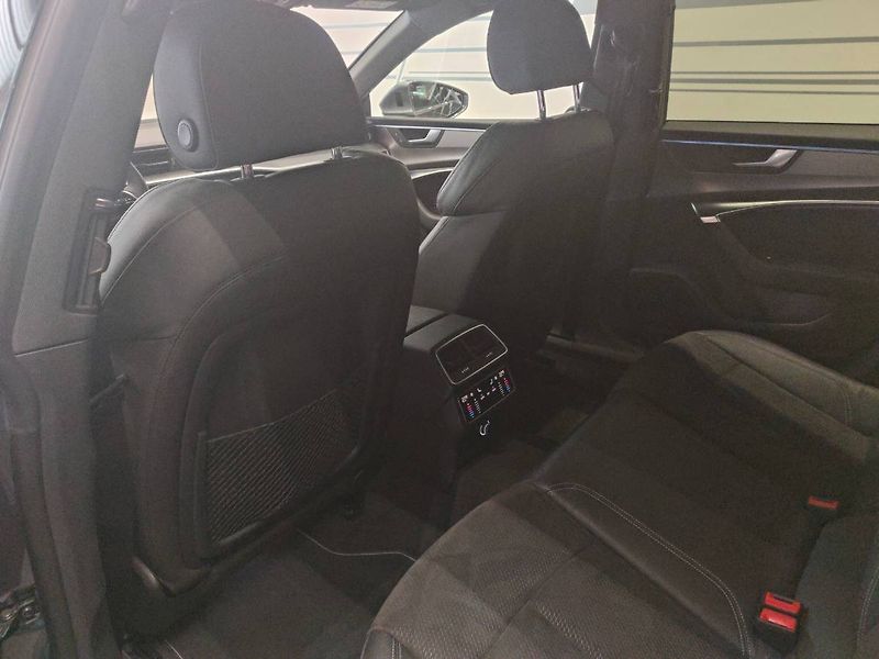 Audi A6 Allroad (2019) 55 TFSI quattro (250kW/340k) T - fotka 8 z 29