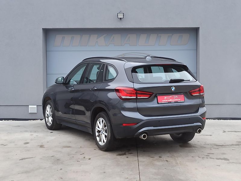 BMW X1 sDRIVE 20i 141kW ČR  - fotka 7 z 28