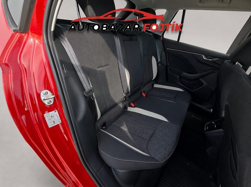 Škoda Kamiq (2025) 1.5 TSi 110KW Top Selection DS - fotka 19 z 23