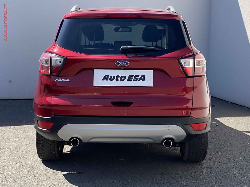 Ford Kuga (2017) 2.0 TDCi 4x4, Titanium, AT - fotka 5 z 18