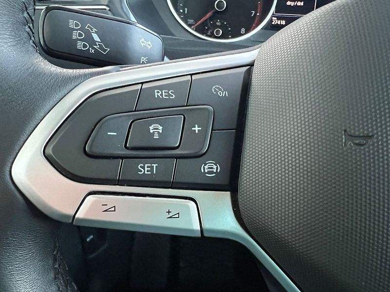 Volkswagen Tiguan Life  1,5TSI 110kW DSG - fotka 6 z 18