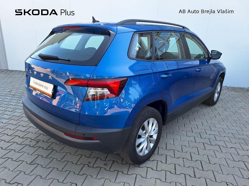 Škoda Karoq (2022) 1.5 TSI / 110 kW / 6MP / AMBIT - fotka 2 z 34